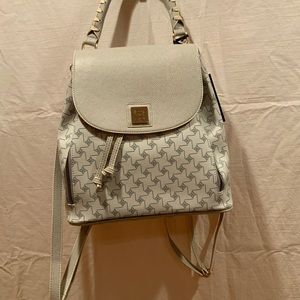 GIO and MI back Back in sold soft leather